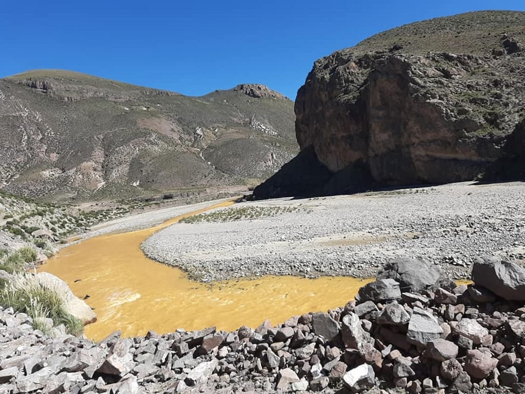 Emergencia Rio Coralaque y Rio Tambo